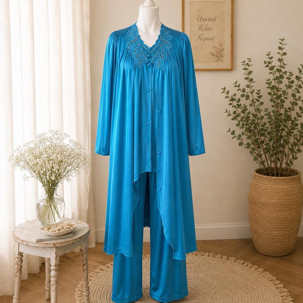 Vintage Vanity Fair Teal Butterfly Lace 3 Piece Nylon Pajama Set Robe Small NWOT